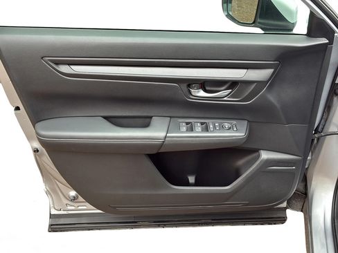 Used 2023 Honda CR-V LX image 35