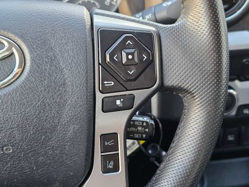 Used 2019 Toyota Tacoma SR5 image 29