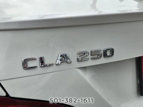 Used 2018 Mercedes-Benz CLA 250 4MATIC image 13