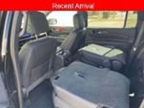 Used 2025 Chevrolet Traverse Z71 w/ Driver Confidence Package image 11