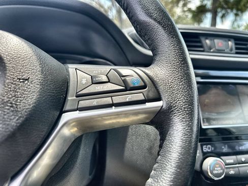 Used 2019 Nissan Rogue SL AWD/4WD image 32