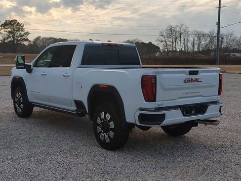 New 2026 GMC Sierra 2500 Denali w/ Denali Reserve Package image 6