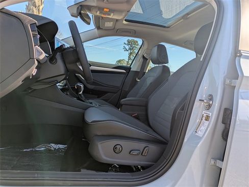 New 2026 Volkswagen Jetta SE image 22