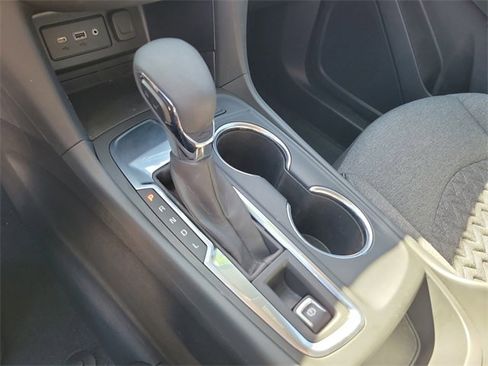 Certified 2024 Chevrolet Equinox LT image 29