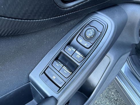 Certified 2023 Subaru Crosstrek 2.0i image 14