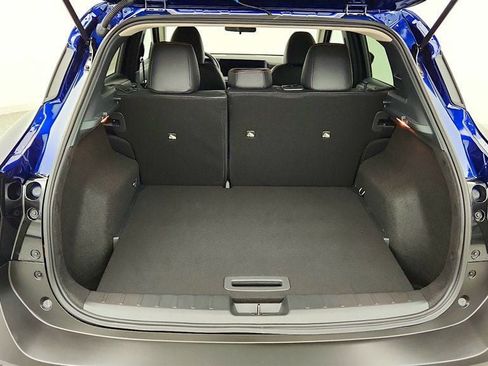 Used 2025 Nissan Kicks SR FWD image 21