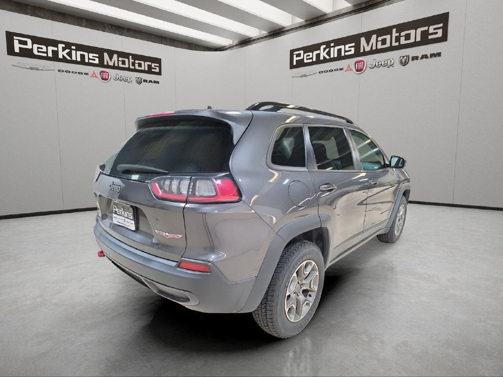 Used 2022 Jeep Cherokee Trailhawk w/ Premium Leather Package AWD/4WD image 5