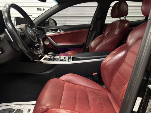 Used 2018 Kia Stinger GT2 image 9