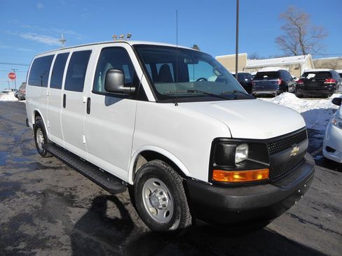 Used 2017 Chevrolet Express 2500 LS image 1
