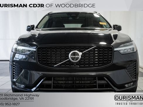 Used 2024 Volvo XC60 B5 Plus AWD/4WD image 2