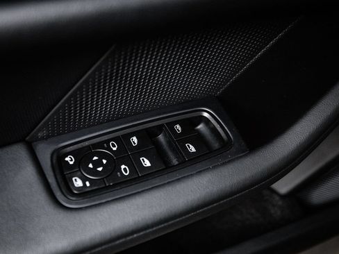 Certified 2024 Porsche Taycan 4S AWD/4WD image 23