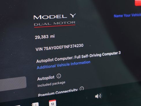 Used 2022 Tesla Model Y Performance image 24