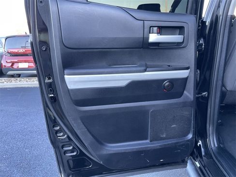 Used 2014 Toyota Tundra SR5 image 22