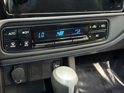 Used 2019 Toyota Corolla SE image 24