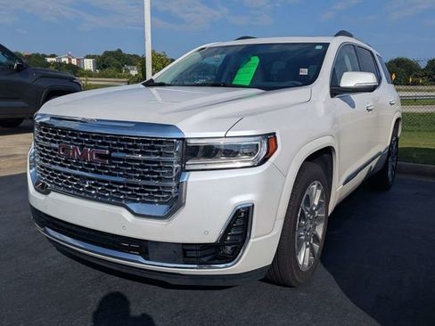 Used 2023 GMC Acadia Denali w/ Denali Ultimate Package AWD/4WD image 5