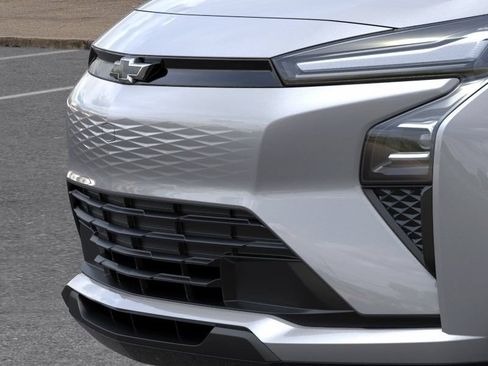 New 2027 Chevrolet Bolt LT w/ Comfort Package FWD image 38
