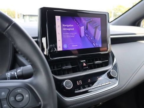 Used 2024 Toyota Corolla SE FWD image 21