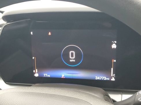 Used 2025 Chevrolet Trax LT FWD image 20