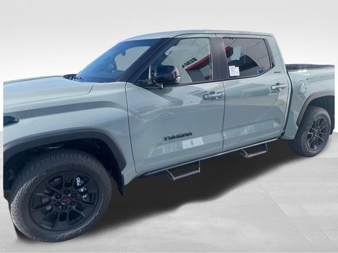 New 2026 Toyota Tundra Limited AWD/4WD image 3