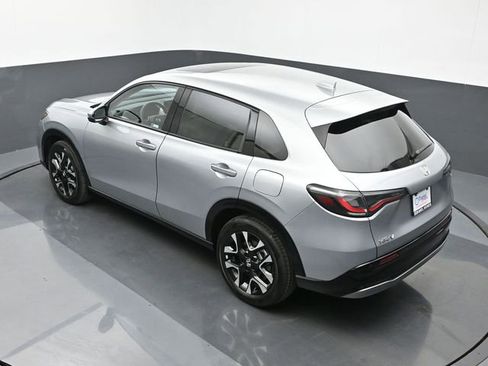 Used 2026 Honda HR-V EX-L image 14