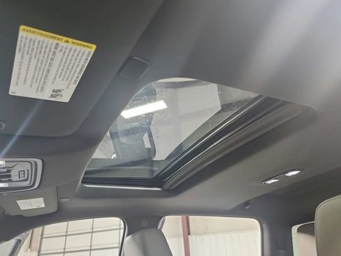 Used 2019 GMC Sierra 1500 SLT w/ SLT Premium Plus Package AWD/4WD image 38