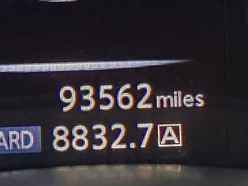 Used 2018 INFINITI Q50 Luxe w/ Essential Package (3.0T Luxe) image 12