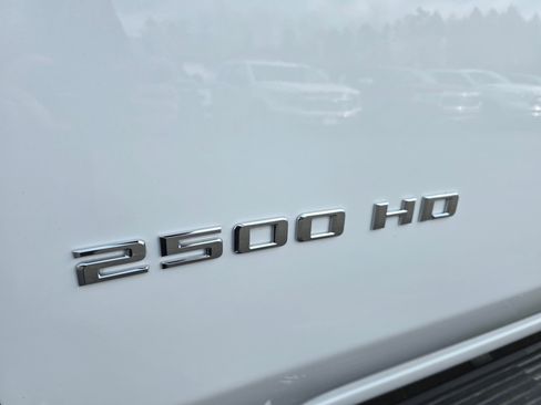 Used 2020 Chevrolet Silverado 2500 LTZ w/ LTZ Premium Package AWD/4WD image 12