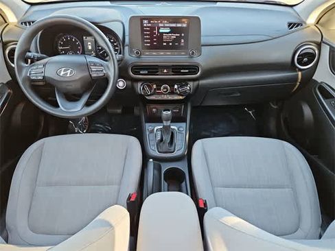 Used 2023 Hyundai Kona SEL image 15