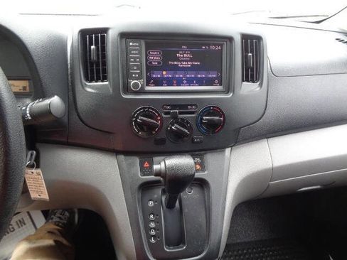 Used 2021 Nissan NV200 S FWD image 15