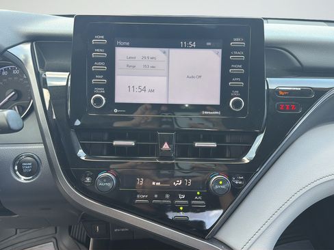 Used 2022 Toyota Camry SE w/ Convenience Package FWD image 30