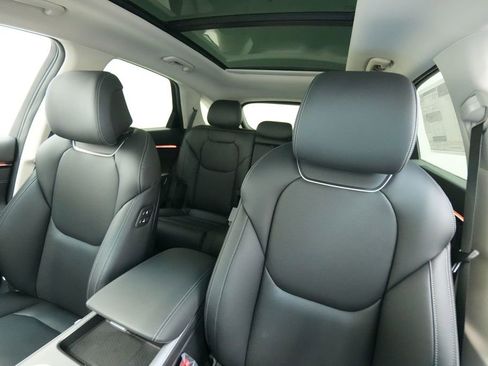 New 2026 Genesis GV70 2.5T Select image 14