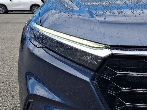 Used 2024 Honda CR-V EX-L image 9