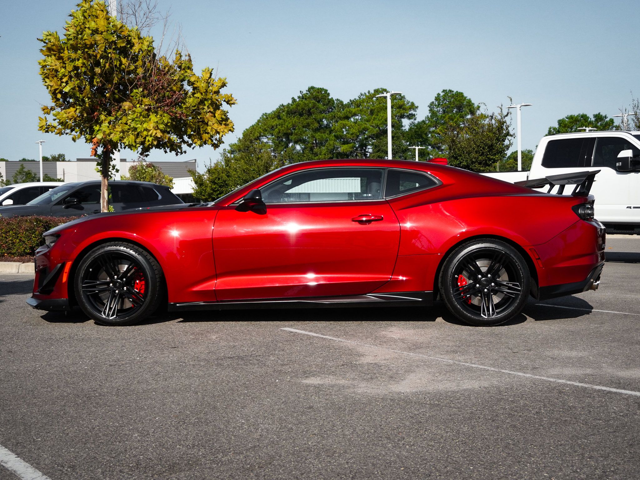 Used 2021 Chevrolet Camaro ZL1 RWD image 7