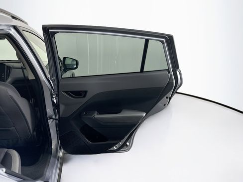 Used 2025 Subaru Crosstrek 2.0i Premium image 30