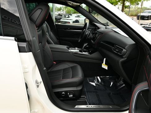 Used 2024 Maserati Levante Modena Ultima AWD/4WD image 48