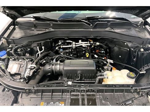 Used 2023 Ford Explorer XLT w/ Equipment Group 202A AWD/4WD image 12