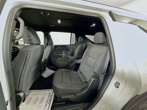 New 2026 Chevrolet Traverse LT image 25