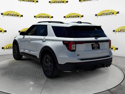 New 2026 Ford Explorer ST RWD image 3