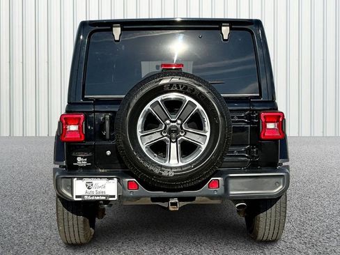 Used 2019 Jeep Wrangler Unlimited Sahara w/ Dual Top Group image 5