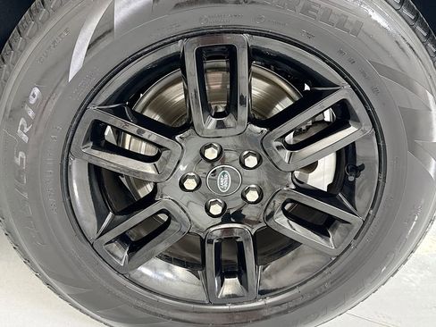 Used 2024 Land Rover Defender 110 S AWD/4WD image 30