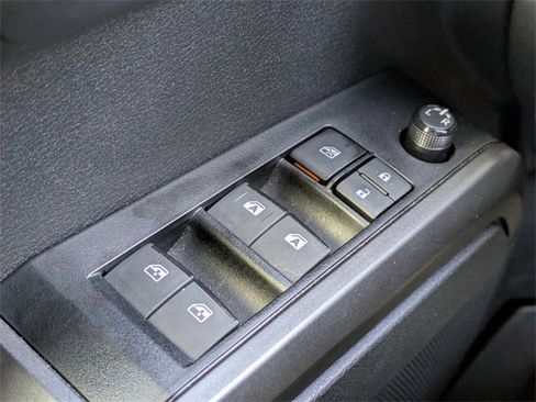 Used 2023 Toyota Tacoma TRD Sport image 23