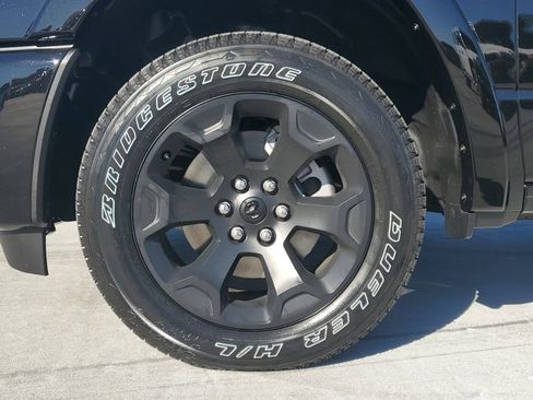 New 2026 RAM 1500 4x4 Crew Cab image 7