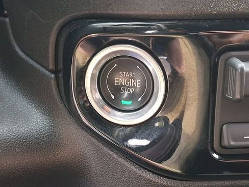 Certified 2026 Chevrolet Silverado 1500 LT AWD/4WD image 28