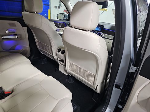 New 2026 Mercedes-Benz GLB 250 image 11