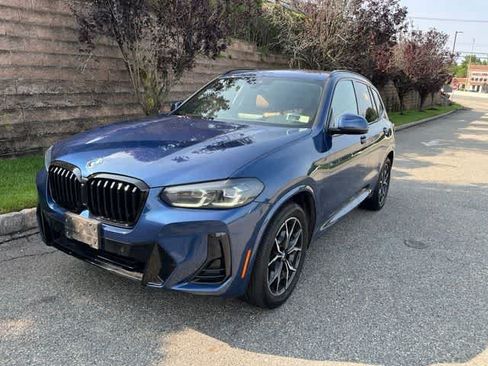 Used 2022 BMW X3 xDrive30i w/ M Sport Package AWD/4WD image 1