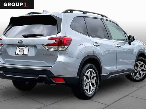 Used 2023 Subaru Forester Premium AWD/4WD image 13