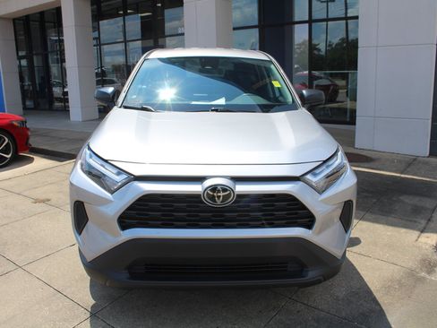 Used 2024 Toyota RAV4 LE FWD image 2