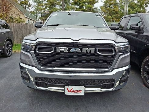 New 2026 RAM 1500 4x4 Crew Cab image 2