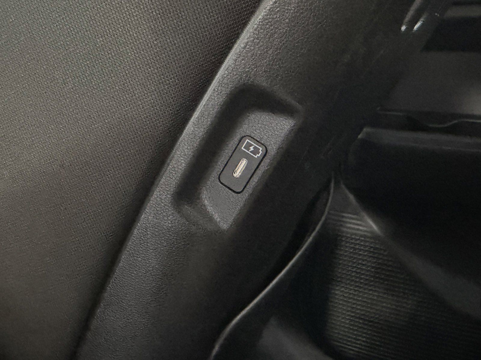 Certified 2026 Hyundai Santa Fe SE AWD/4WD image 29