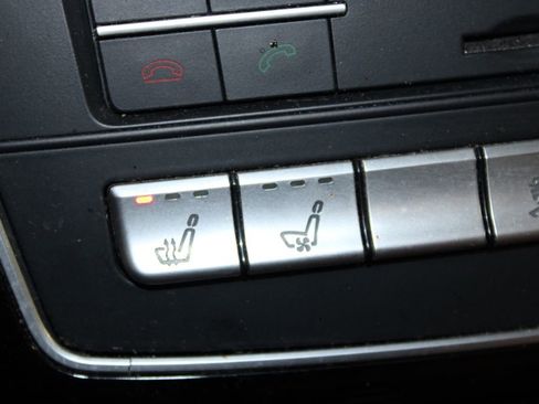 Used 2018 Mercedes-Benz GLS 450 4MATIC image 34